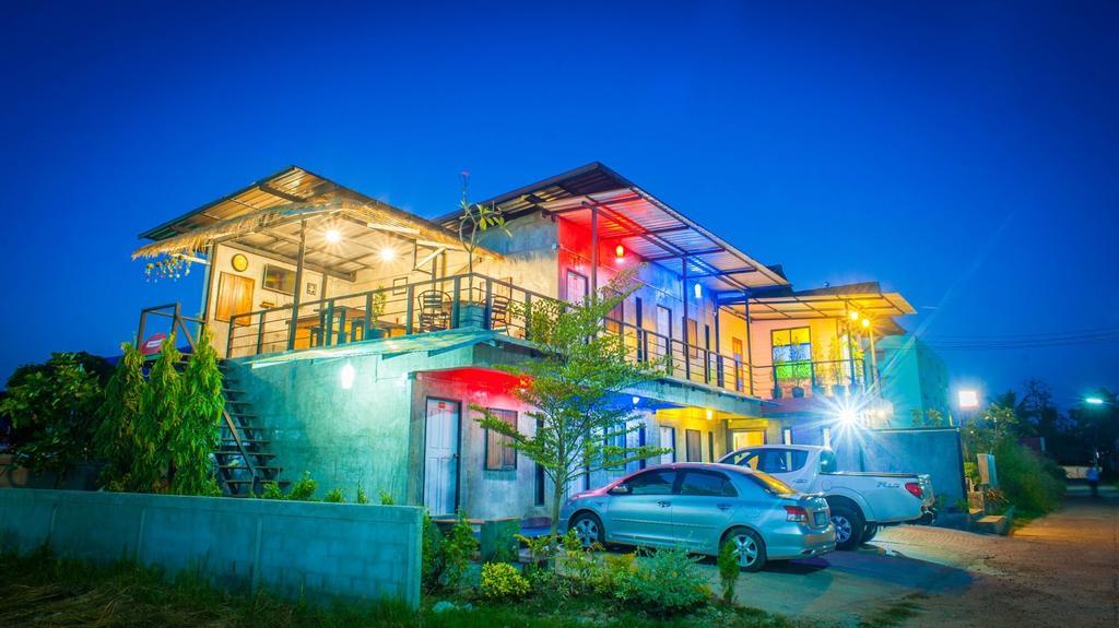 Baantung Homestay موكداهان المظهر الخارجي الصورة