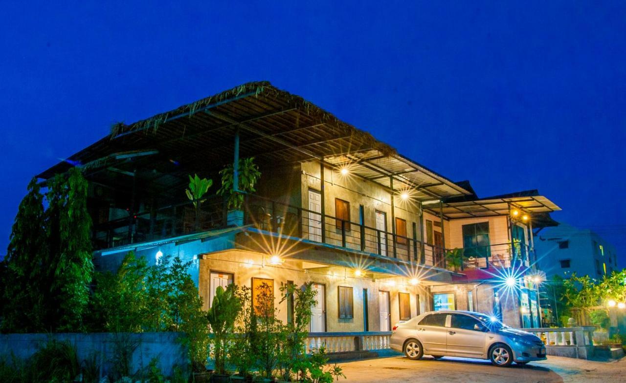 Baantung Homestay موكداهان المظهر الخارجي الصورة